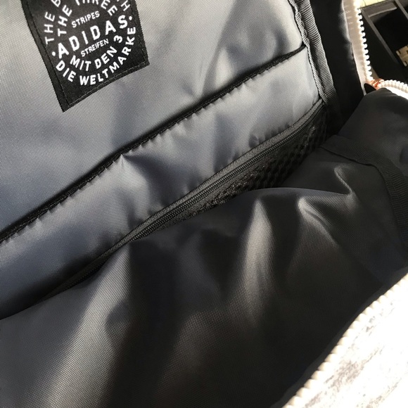 Adidas VFA Backpack Jersey grey/white/rosegold New - Picture 8 of 8